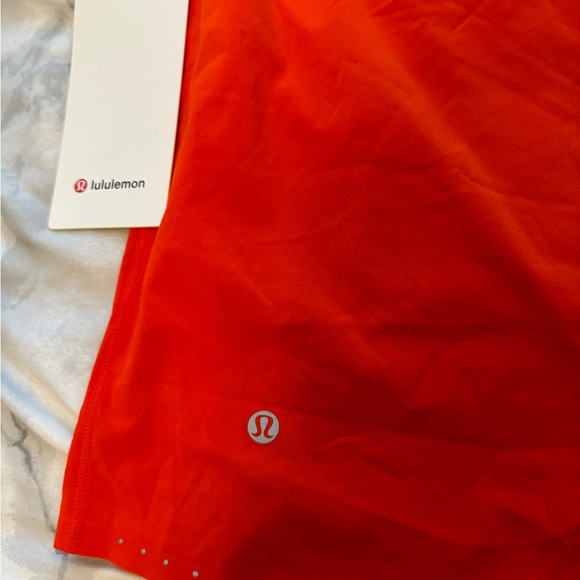 NEW WITH TAG Lightweight Stretch Running T-Shirt
Airflow - Picture 12 of 12